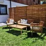 Pair Im Dorf Apartment *