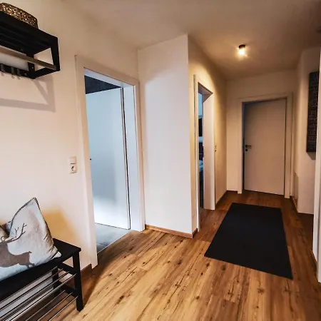 Pair Im Dorf Schwendau